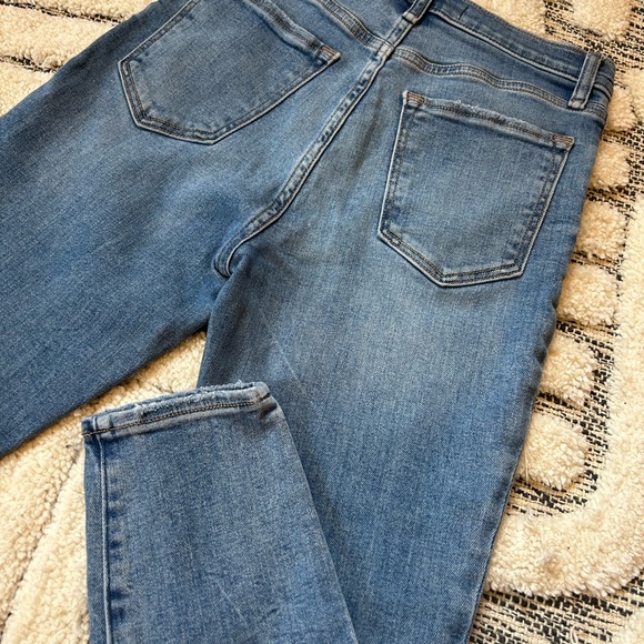 Abercrombie and Fitch Blue Women's Jeans size 2 or size 26 - Picture 7 of 8